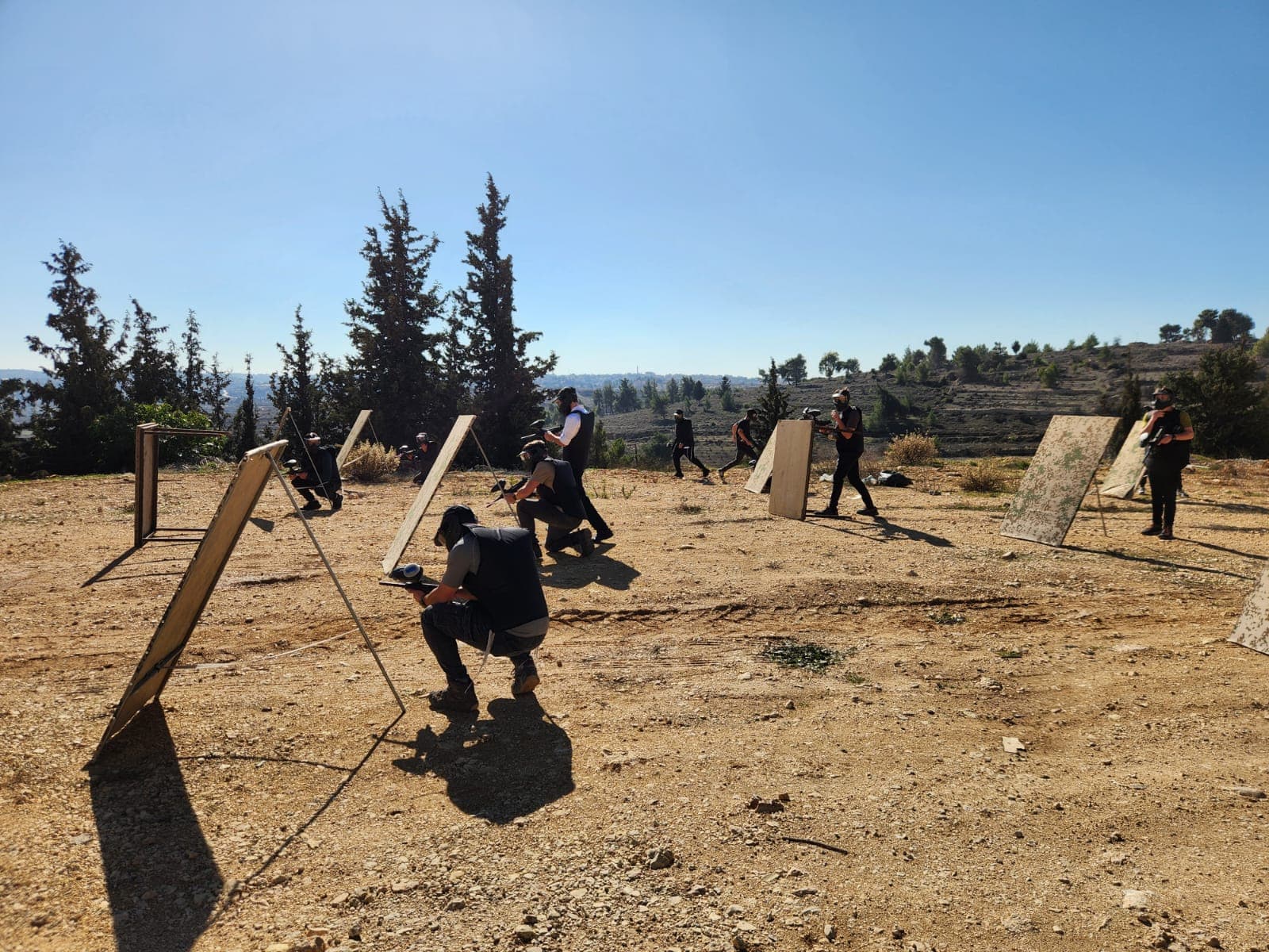 המלשבים במטווח פיינטבול במסגרת אירוע הכנה לגיוס